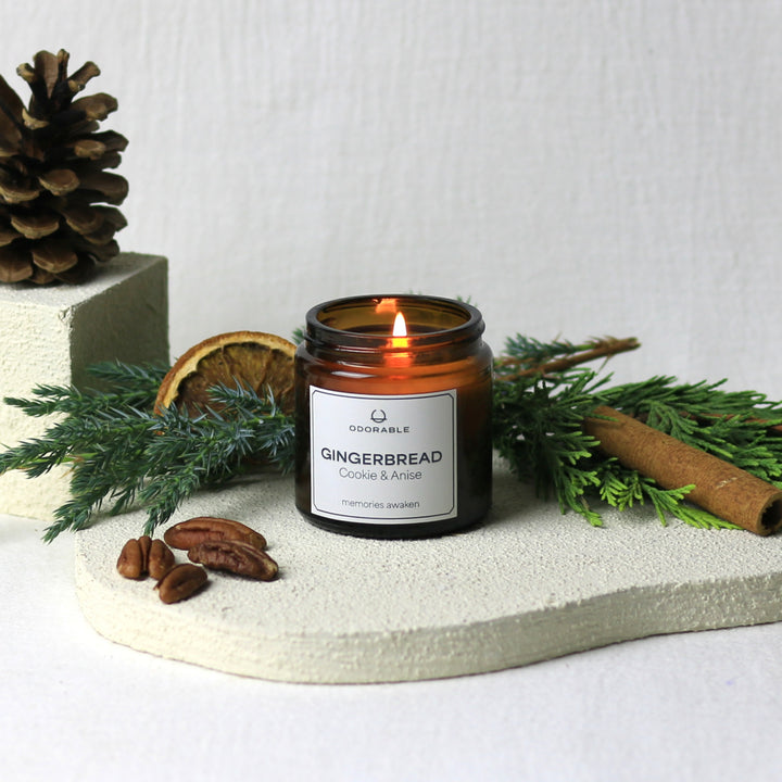 GINGERBREAD-scented candles